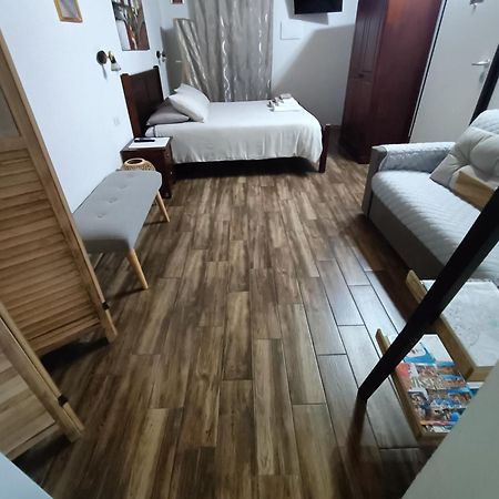 Bed And Breakfast Raggio Di Sole Iglesias Luaran gambar