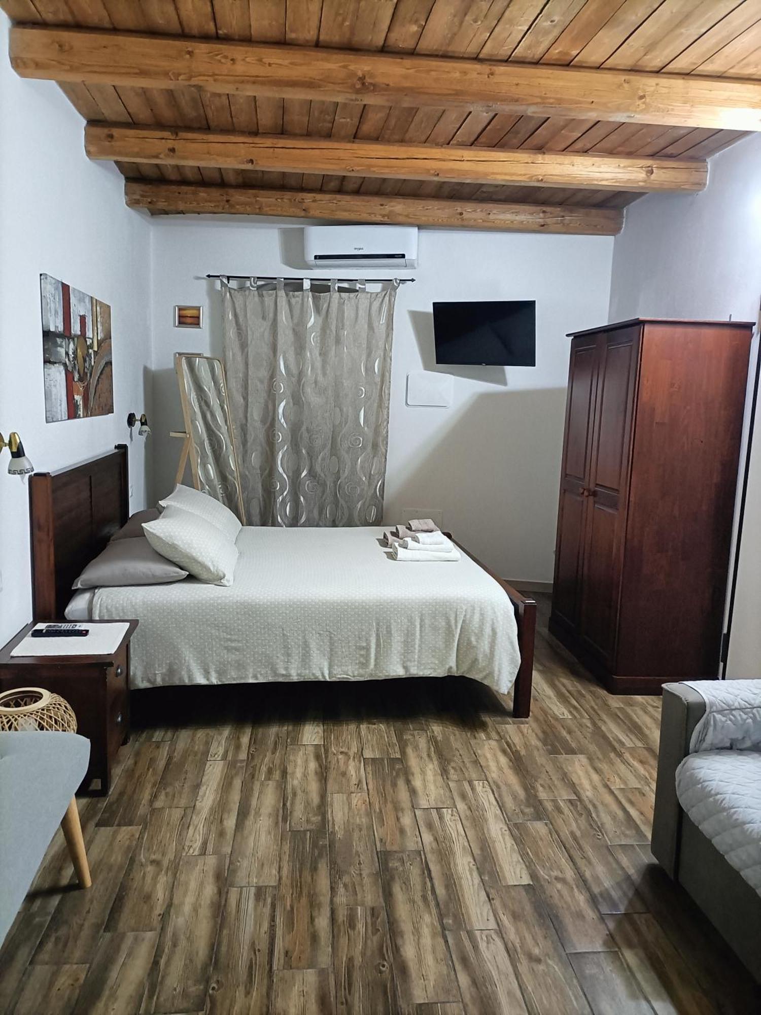 Bed And Breakfast Raggio Di Sole Iglesias Luaran gambar