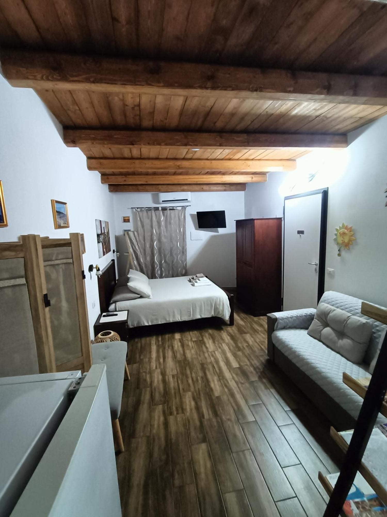 Bed And Breakfast Raggio Di Sole Iglesias Luaran gambar