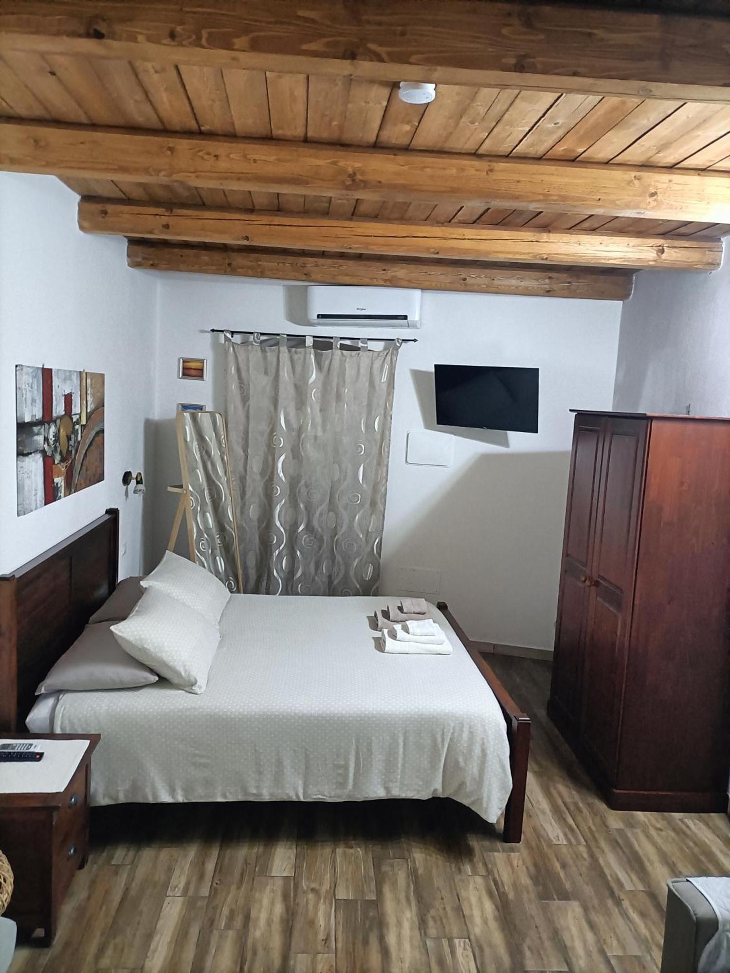 Bed And Breakfast Raggio Di Sole Iglesias Luaran gambar
