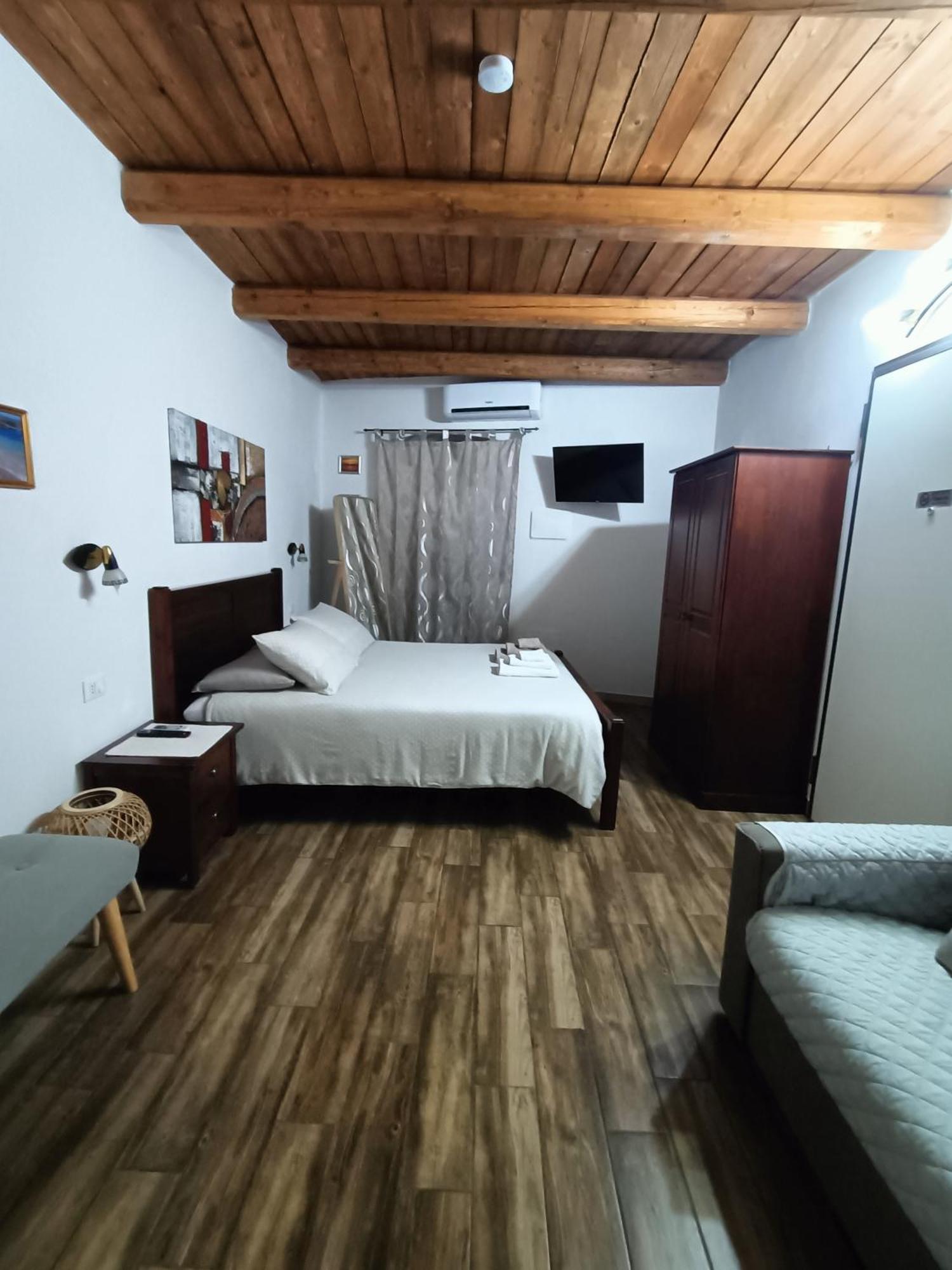 Bed And Breakfast Raggio Di Sole Iglesias Luaran gambar