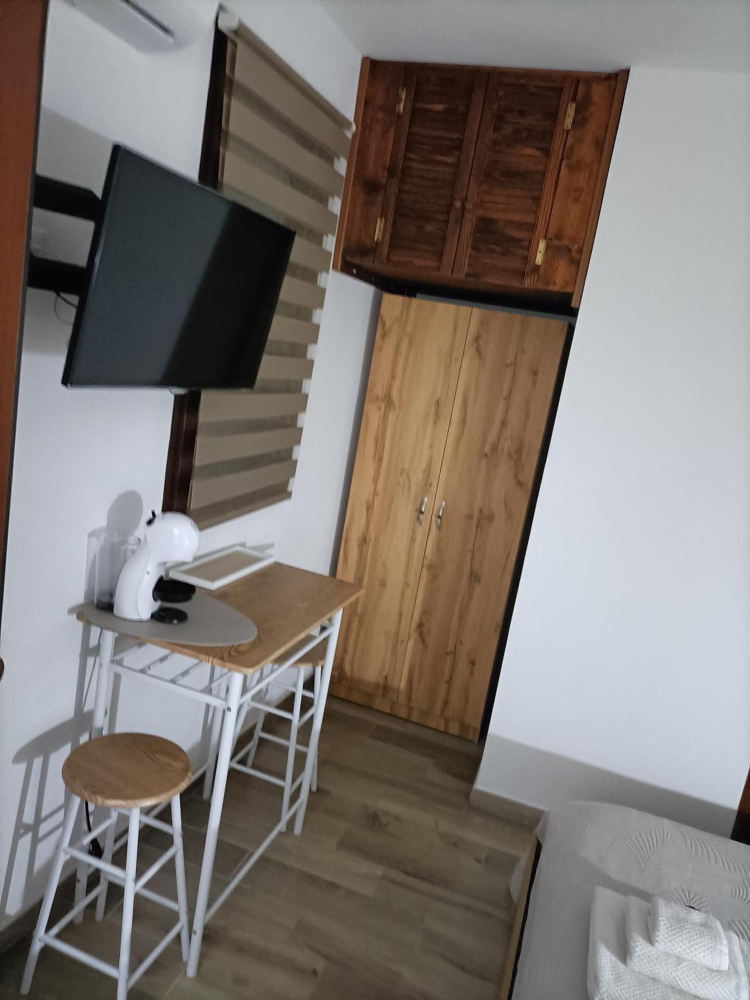 Bed And Breakfast Raggio Di Sole Iglesias Luaran gambar