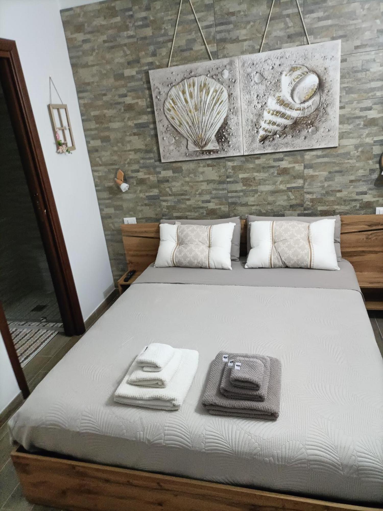Bed And Breakfast Raggio Di Sole Iglesias Luaran gambar