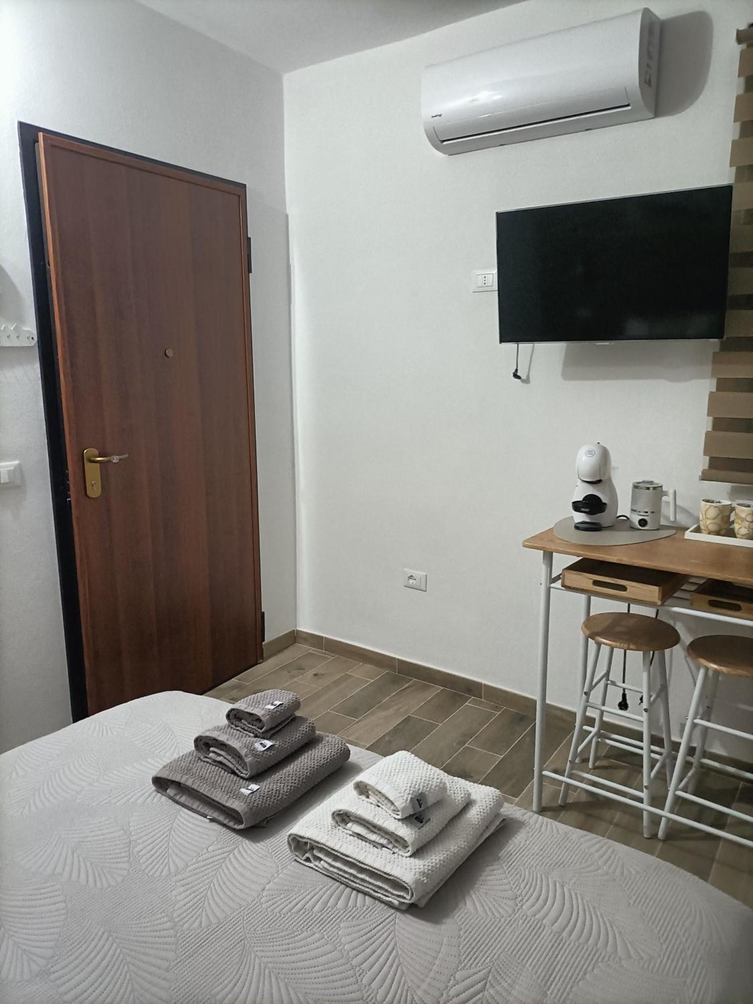Bed And Breakfast Raggio Di Sole Iglesias Luaran gambar