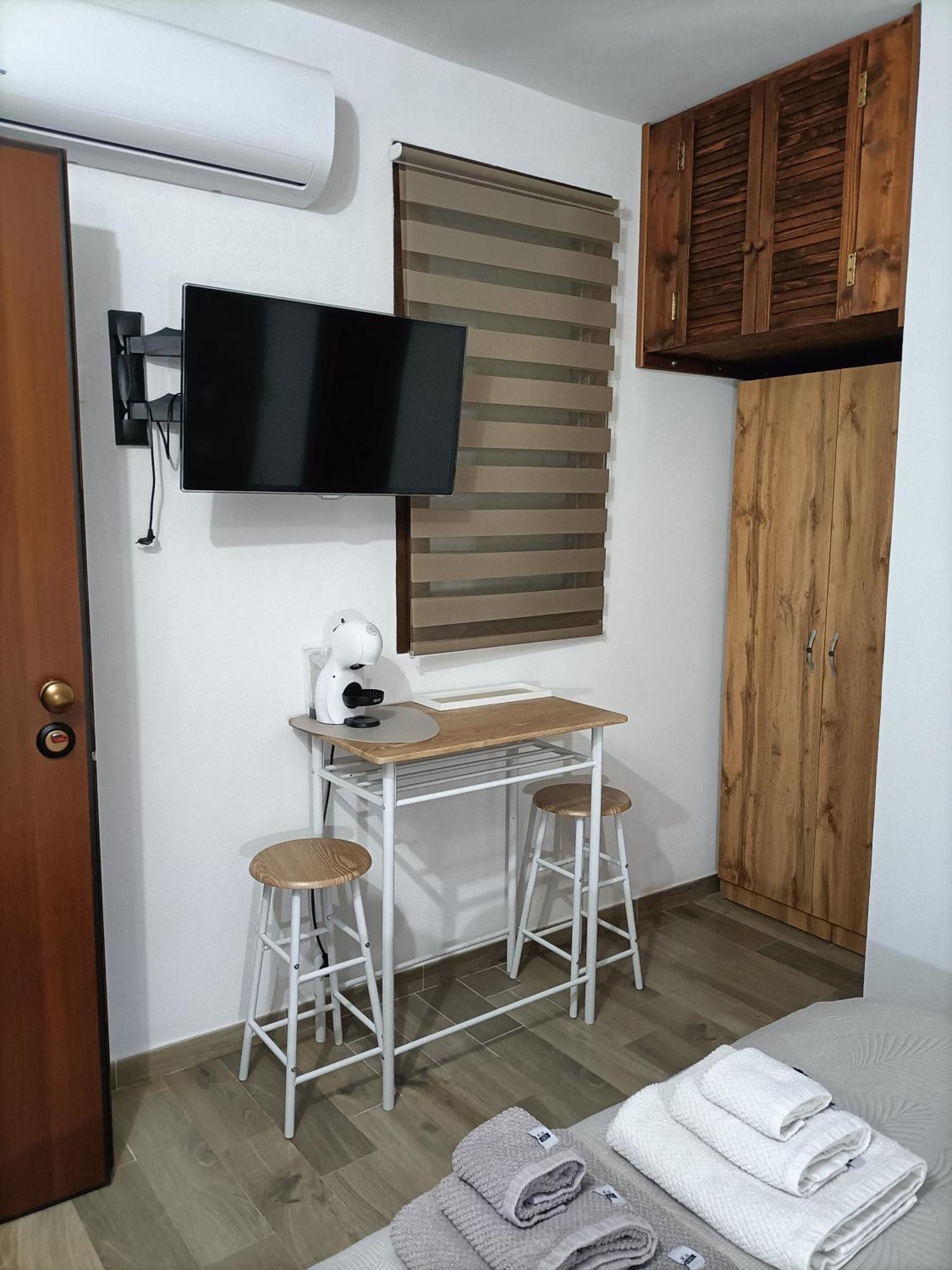 Bed And Breakfast Raggio Di Sole Iglesias Luaran gambar
